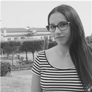 Soy estudiante de bachillerato social con una buena media, puedo dar clases de ingles, matemàticas, lengua catalana i castellana